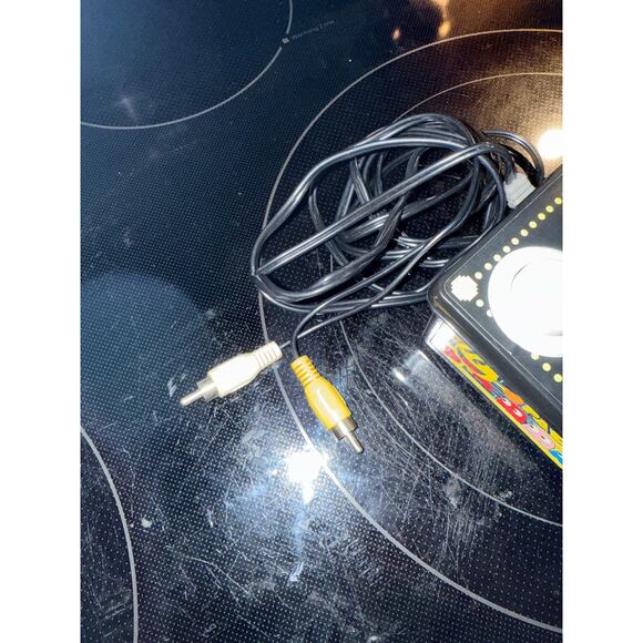 Jakks Pacific 2008 PAC-Man Plug and Play 12 in 1 TV Video Arcade - Picture 5 of 9